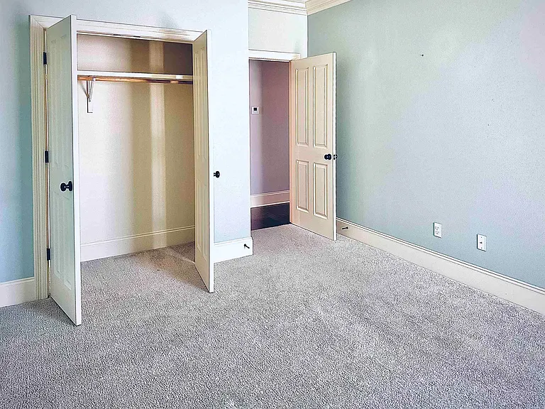 747 Portula Ave — Photo 19