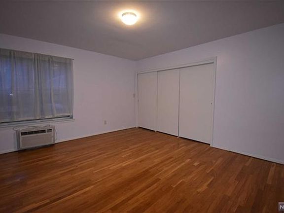 3rd image of 1565 Center Ave #2F-652F