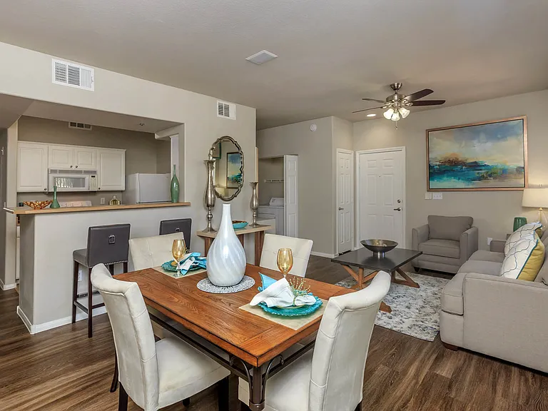 2c2 1119 SQFT 2 Bed 2 Bath