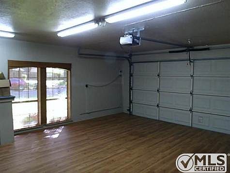 5th image of 3109 Old Orchard Ln