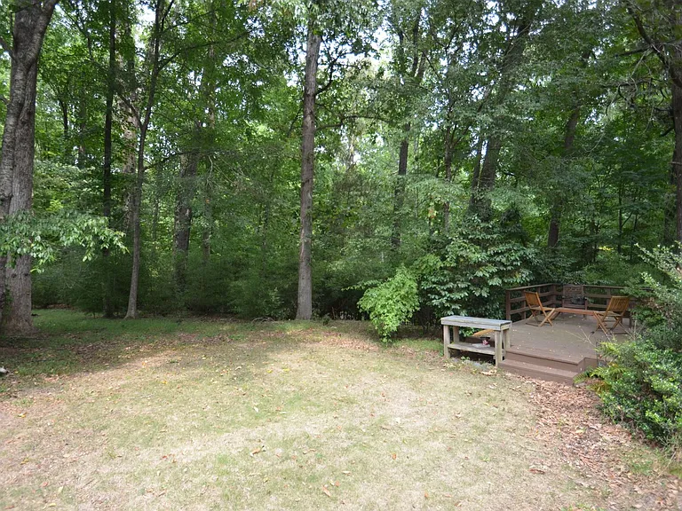 1 Benchmark — Photo 20