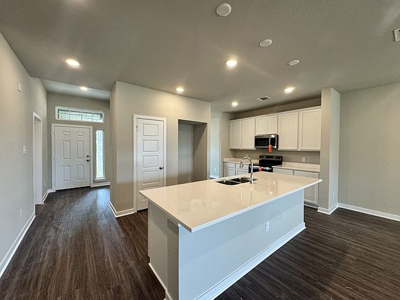 3rd image of 5507 Abana Dr