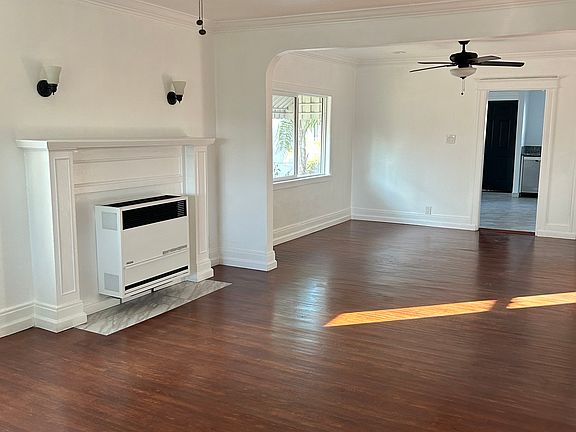 2nd image of 3833 W 28th St #3833