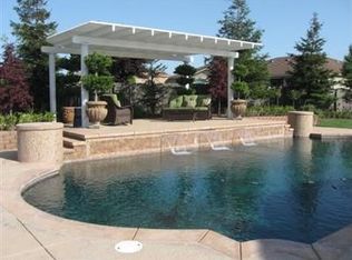 8015 Daisy Hill Dr, Sacramento, CA 95829