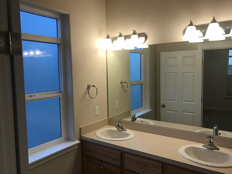 2335 Bellaview Ave — Photo 15