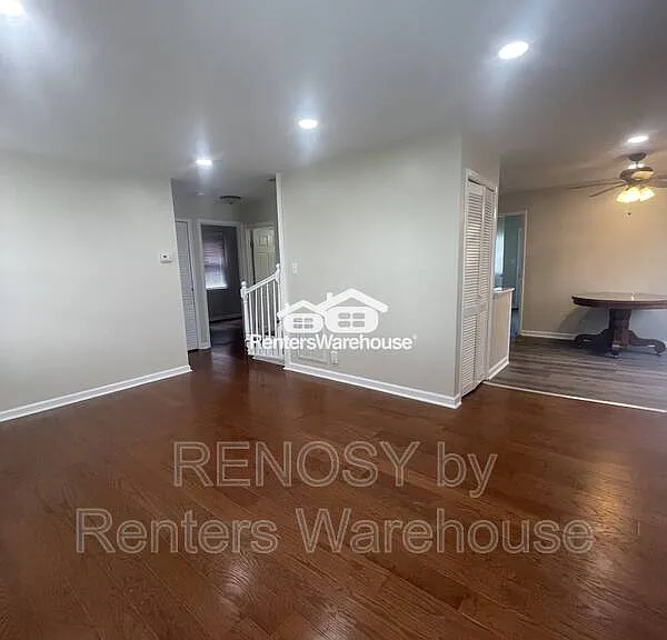 3473 Liberty Pkwy — Photo 7