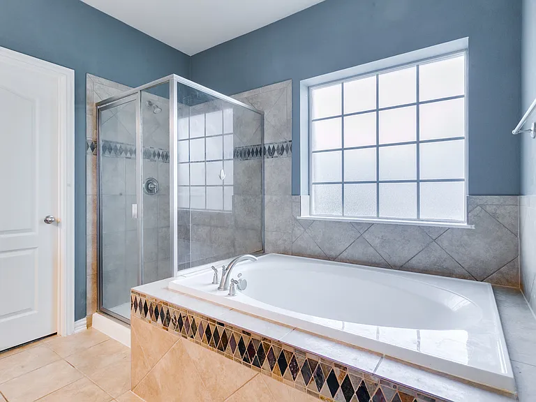 3116 Hereford Dr — Photo 15