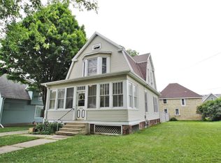 317 N Montgomery St, Watertown, WI 53098