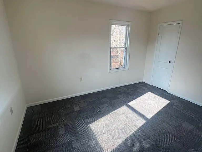 450 E 2nd St — Photo 3