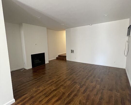 3rd image of 1337 N Sierra Bonita Ave #204