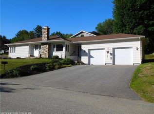 17 Moreau Ave, Lewiston, ME 04240