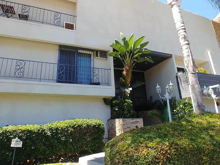 Edgemont Apts — Photo 3