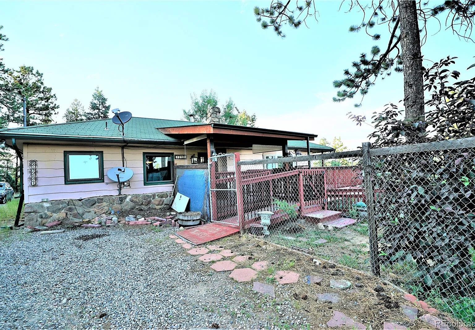 2 bed, 1.5 bath, 1409 sqft, $2,700 — Photo 1