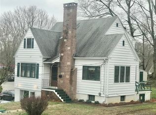 6 Crane Ave, Norwich, CT 06360