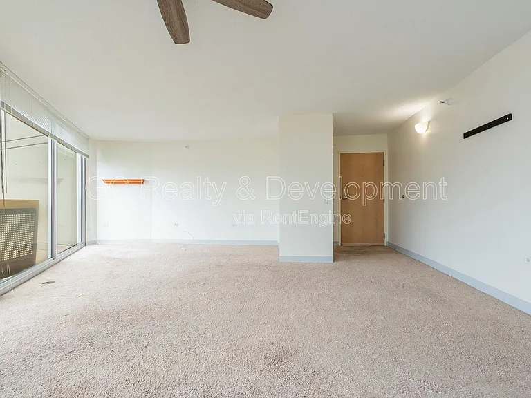 1720 Maple Ave #820 — Photo 6