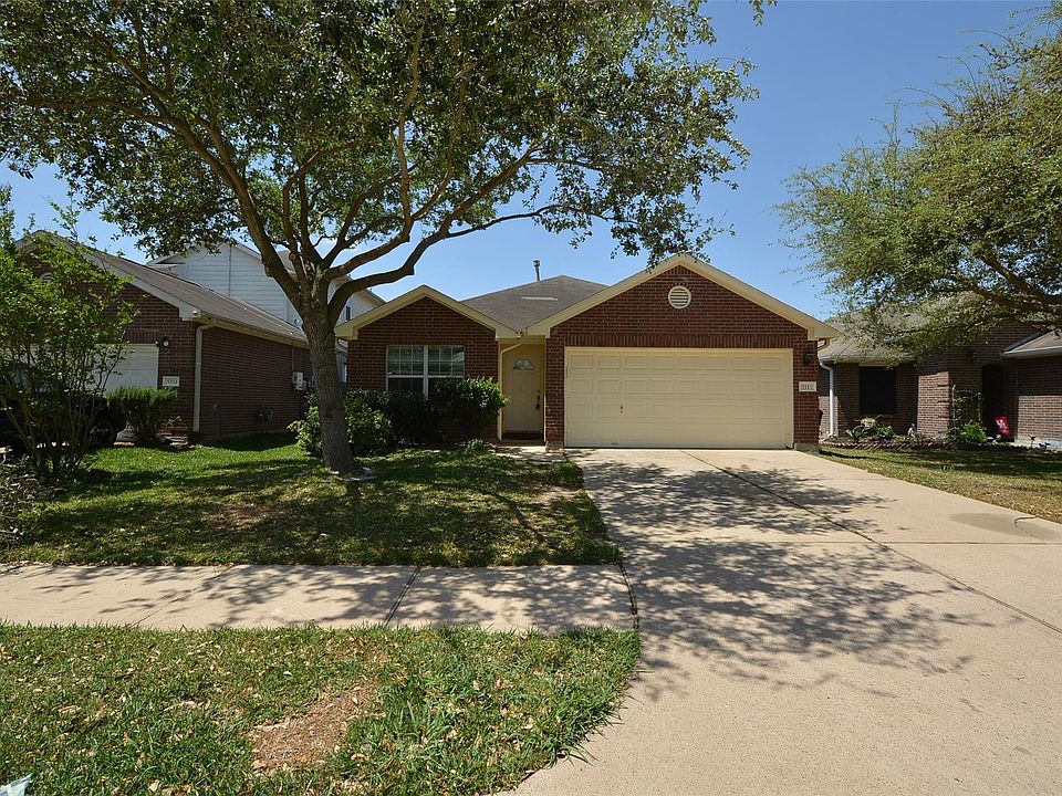 1st image of 5115 Royal Cypress Dr