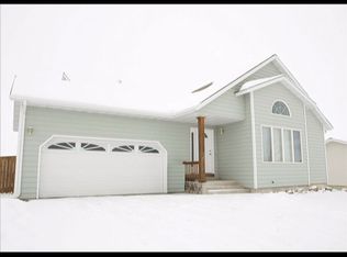 325 Skyline Dr NE, Great Falls, MT 59404