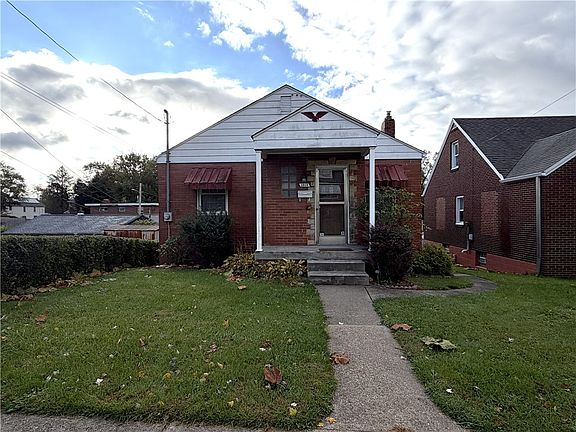 2nd image of 1010 8th Ave