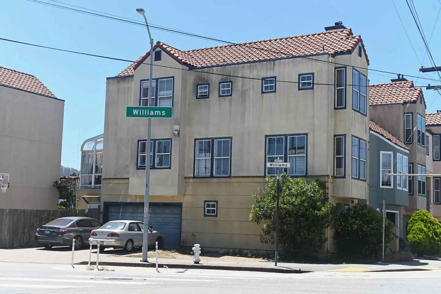 2505 Newhall St - Photo 1