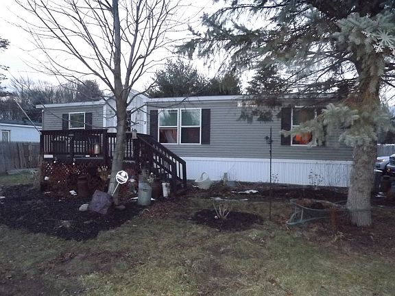 2nd image of 3 Longmeadow Dr
