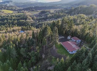 250 Mountain Dr, Roseburg, OR 97471