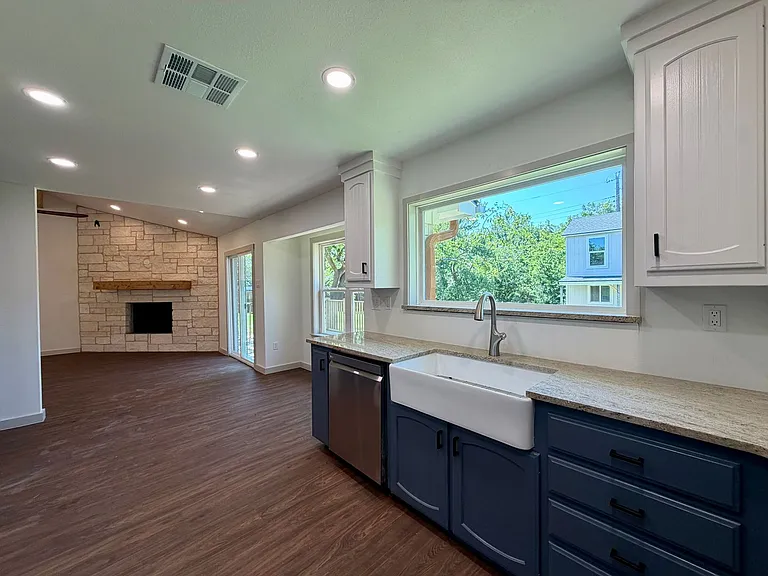 10801 Rick Dr — Photo 12