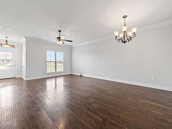 5th image of 1005 Palm Harbor Way