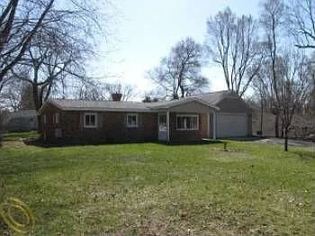 1599 Weymouth Ave photo 1