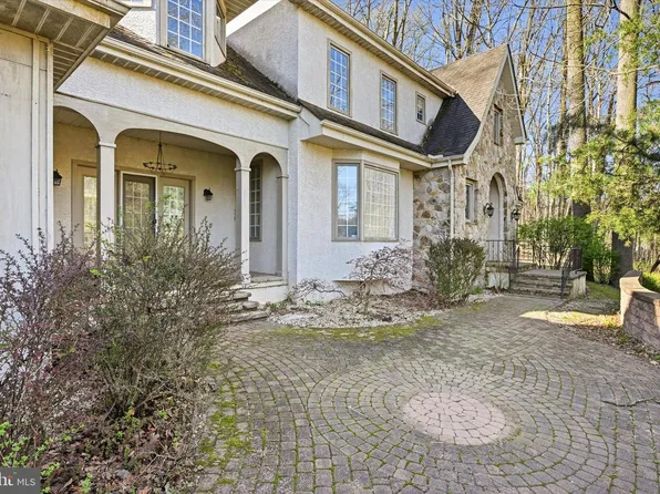 2 Timber Mill Ln, Landenberg, PA 19350