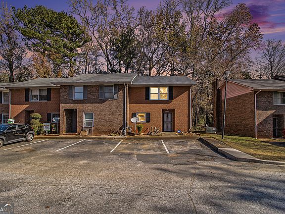 2nd image of 4526 Golf Vista Cir