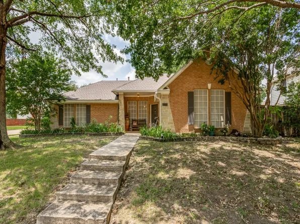 6907 Longmeadow Dr, Sachse, TX 75048