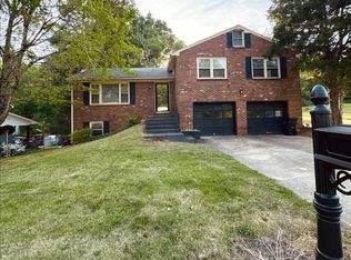 340 Barrett St, Danville, VA 24541