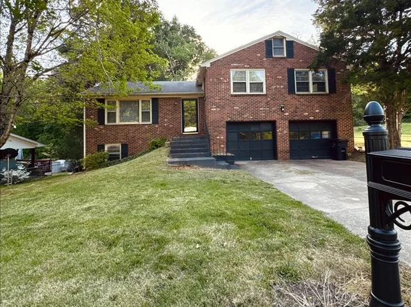 340 Barrett St, Danville, VA 24541