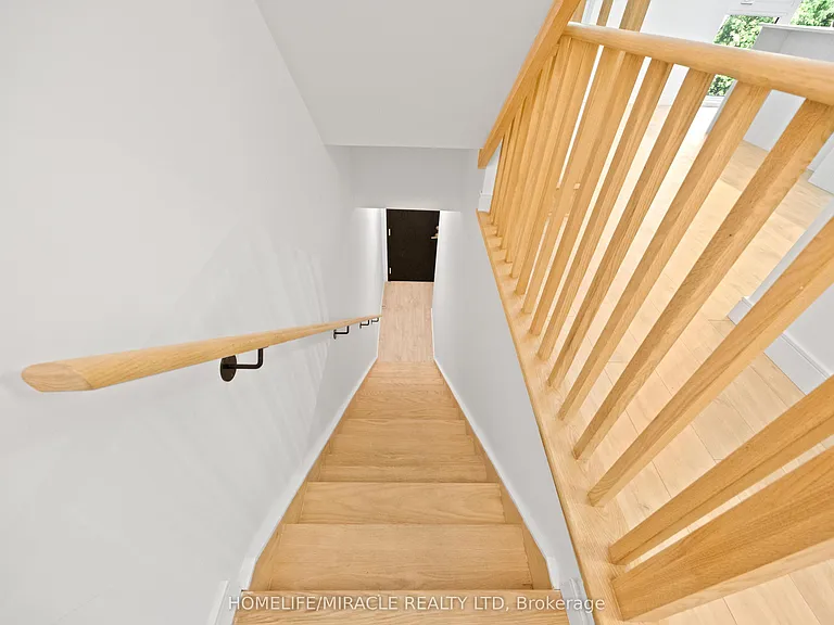 174 Clonmore Dr #9 — Photo 5