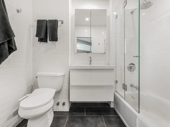 497 Pacific Street image 7 of 23