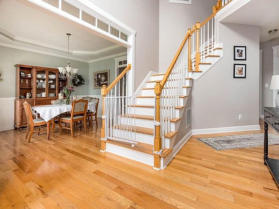 5th image of 4488 S Springwood Dr SW