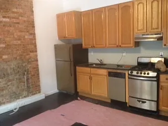 Rented by Realty 2000 Associates Ltd