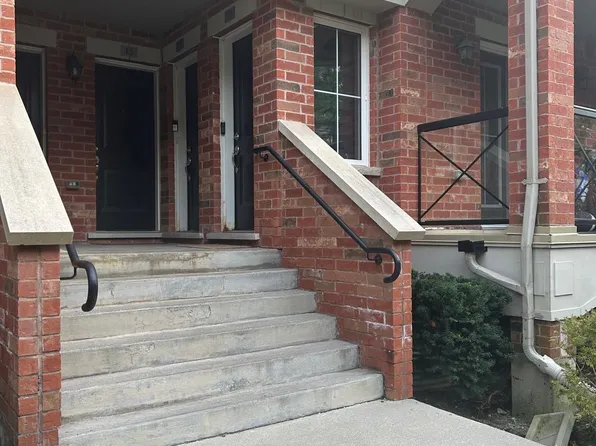47 Hays Blvd #13, Oakville, ON L6H 0J1