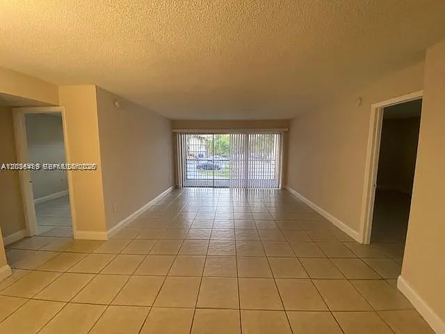 4205 N University Dr #208 — Photo 6