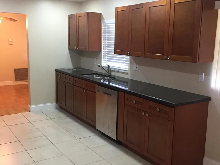 22447 SW 56th Ave — Photo 6