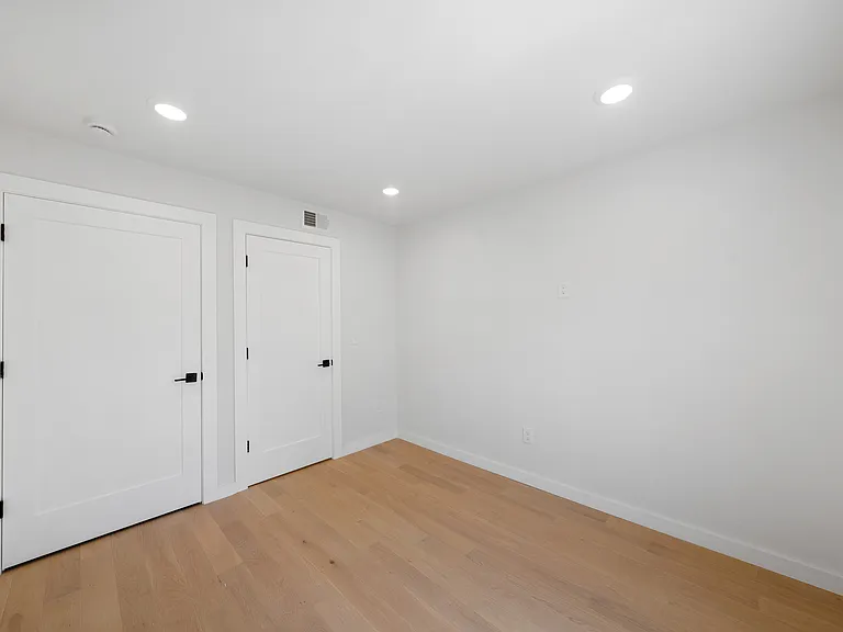3 Meadow Rd #2 — Photo 7