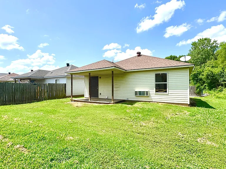 80 Gabriel Way — Photo 3