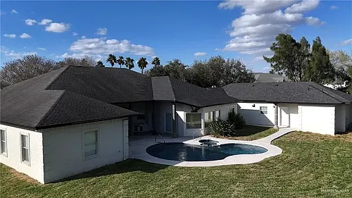 2504 Lilac Ave Photo 1