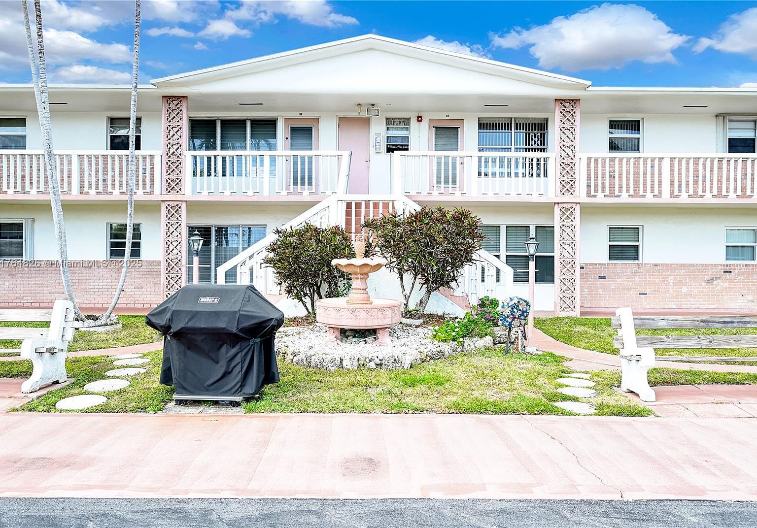 1300 N 12th Ct APT 6A