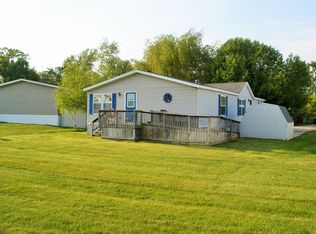 2128 N Sheeran Dr, Milford, MI 48381