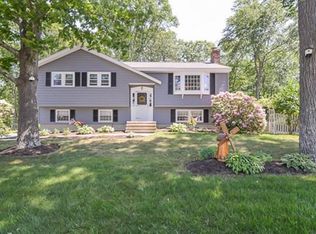 17 Winsor Rd, Billerica, MA 01821