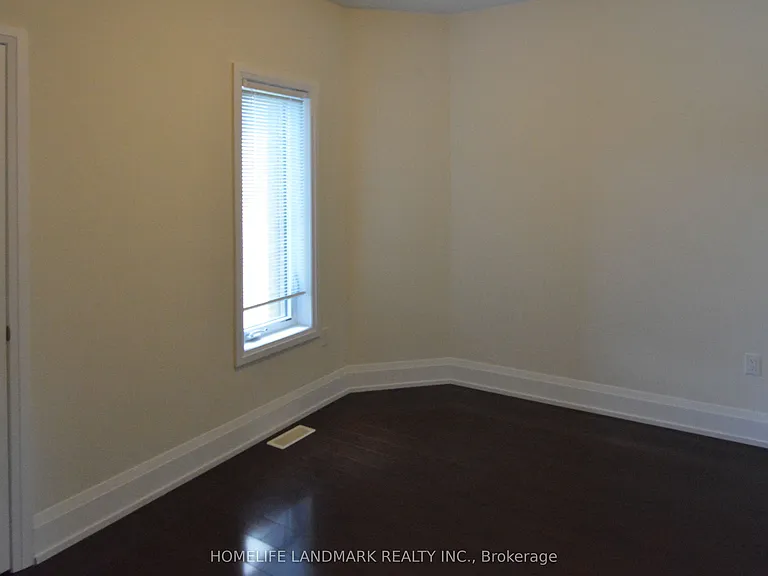 21 Kenneth Wood Cres — Photo 15