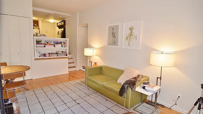 Rented by Park Property Advisors | media 3