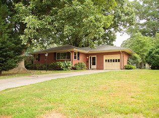 552 Holbrook Rd, Virginia Beach, VA 23452