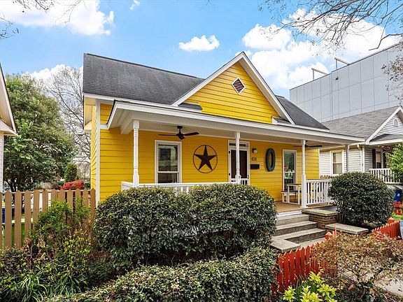 3rd image of 408 E Martin St